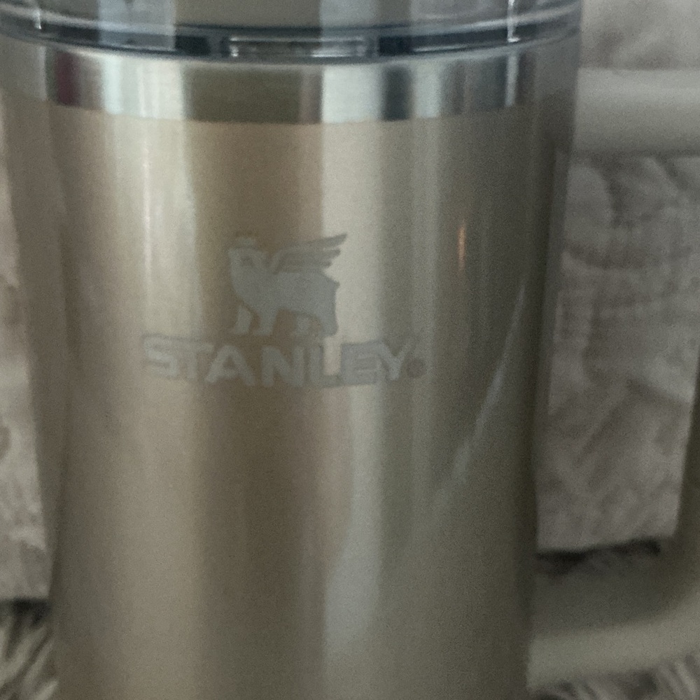 Stanley Metallic Gold Tumbler with Handle - Picture 3 of 6